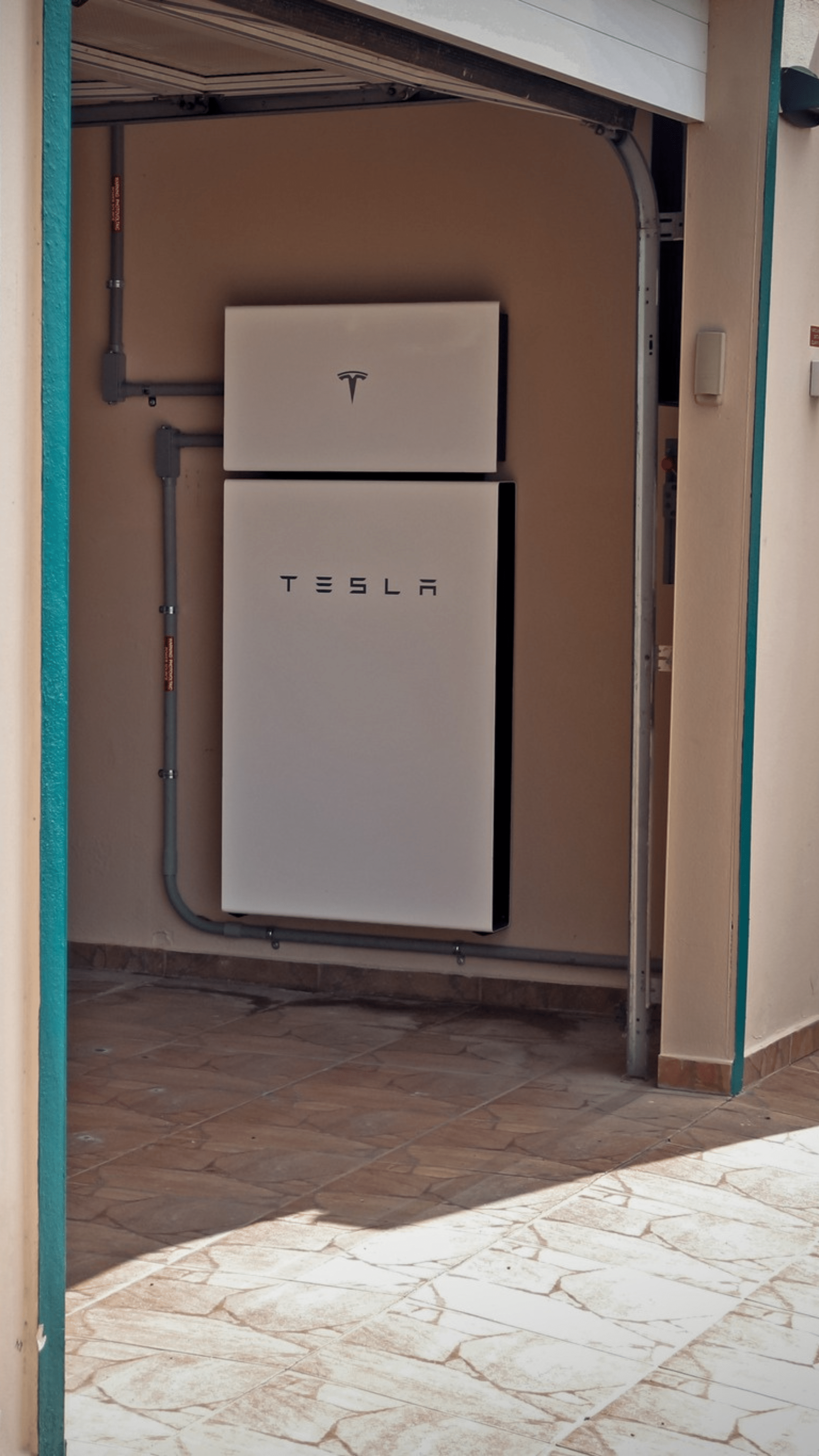 Ahorra en tus facturas de electricidad con los sistemas de energía solar de Smart Home Solutions PR en Puerto Rico